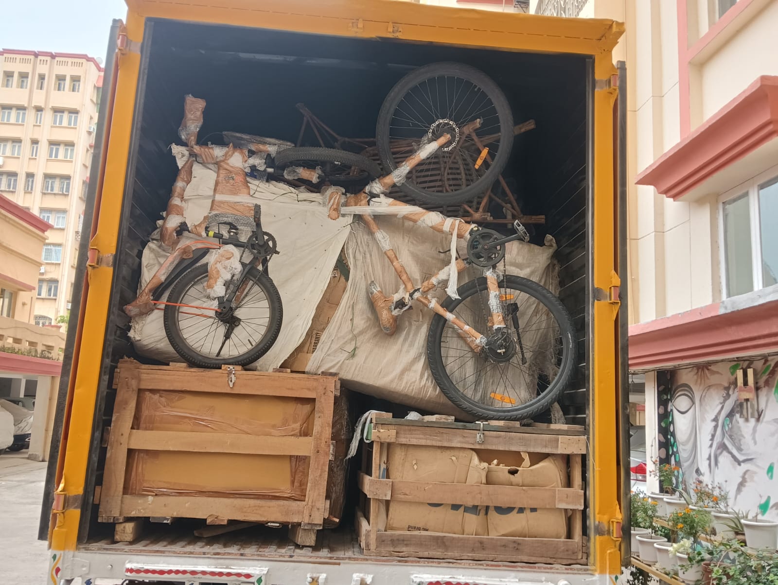 Bharat Relocators - Household Shifting Kolkata